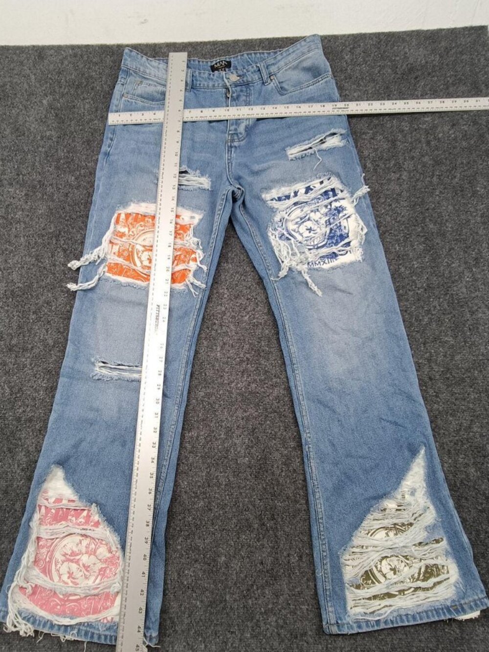 MAN Jeans Men's 32 Blue Ripped Denim Retro Outdoor Pants Bottoms Trousers